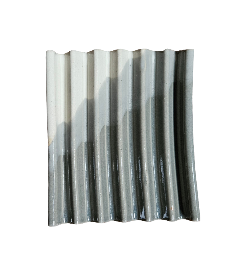 Square wavy soap dish