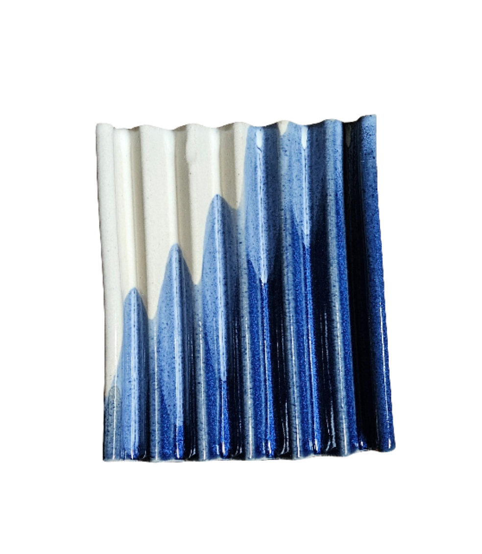 Square wavy soap dish